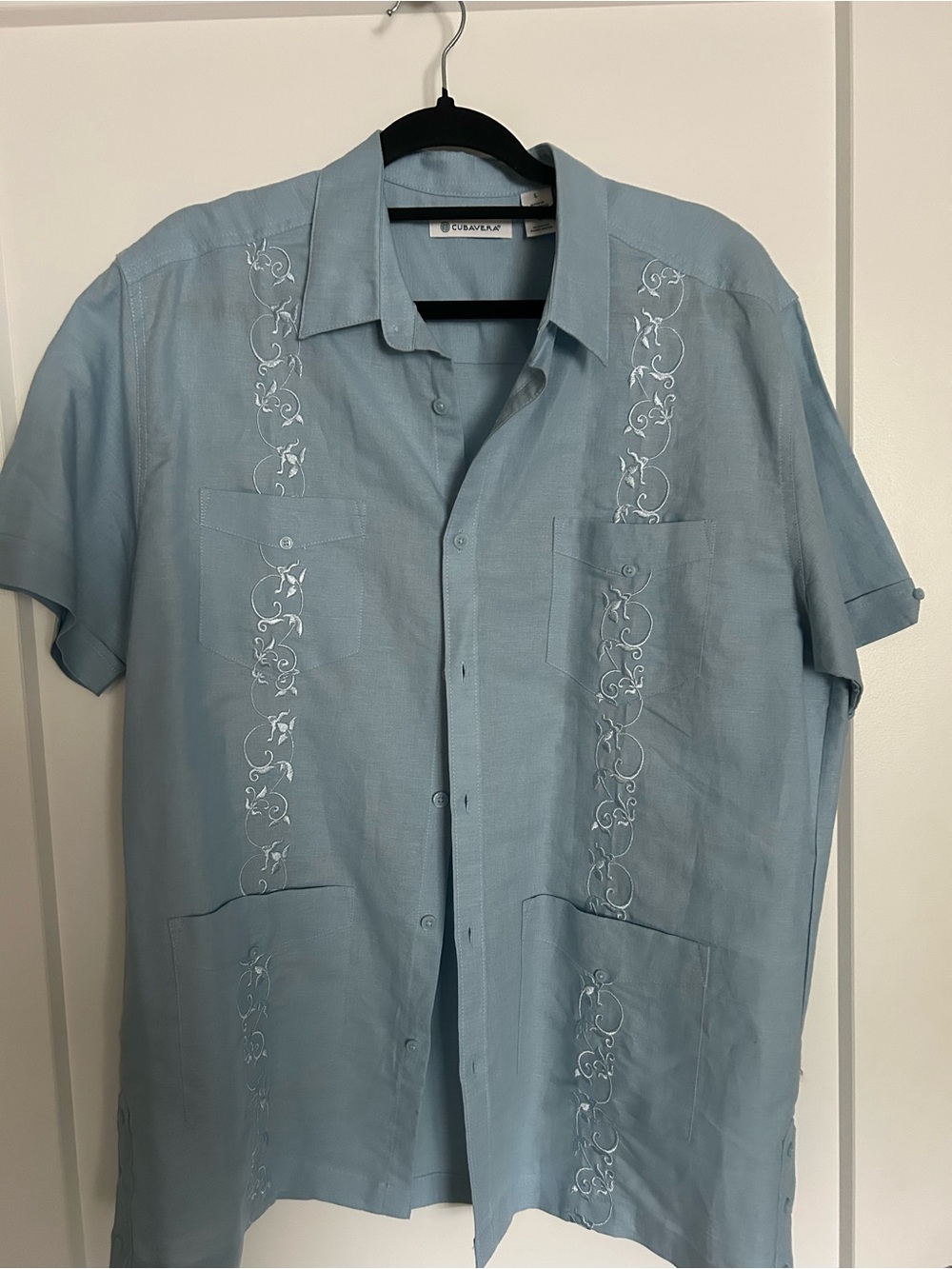 Cubavera Light Blue Short-Sleeve Embroidered Guayabera Shirt